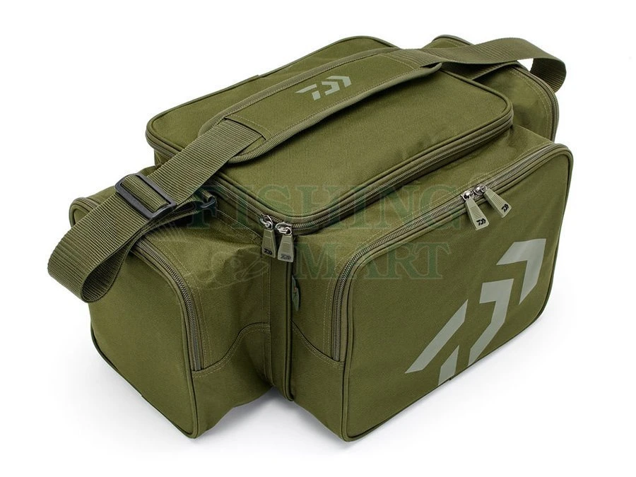 Daiwa Torba Black Widow Compact Tackle Bag 3 Daiwa Torba Black Widow Compact Tackle Bag - obrazek 3